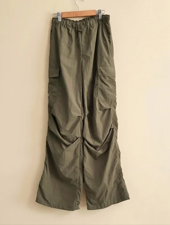 Love Tree Wide Leg Cargo Pants - Size Small - Picture 4 of 6
